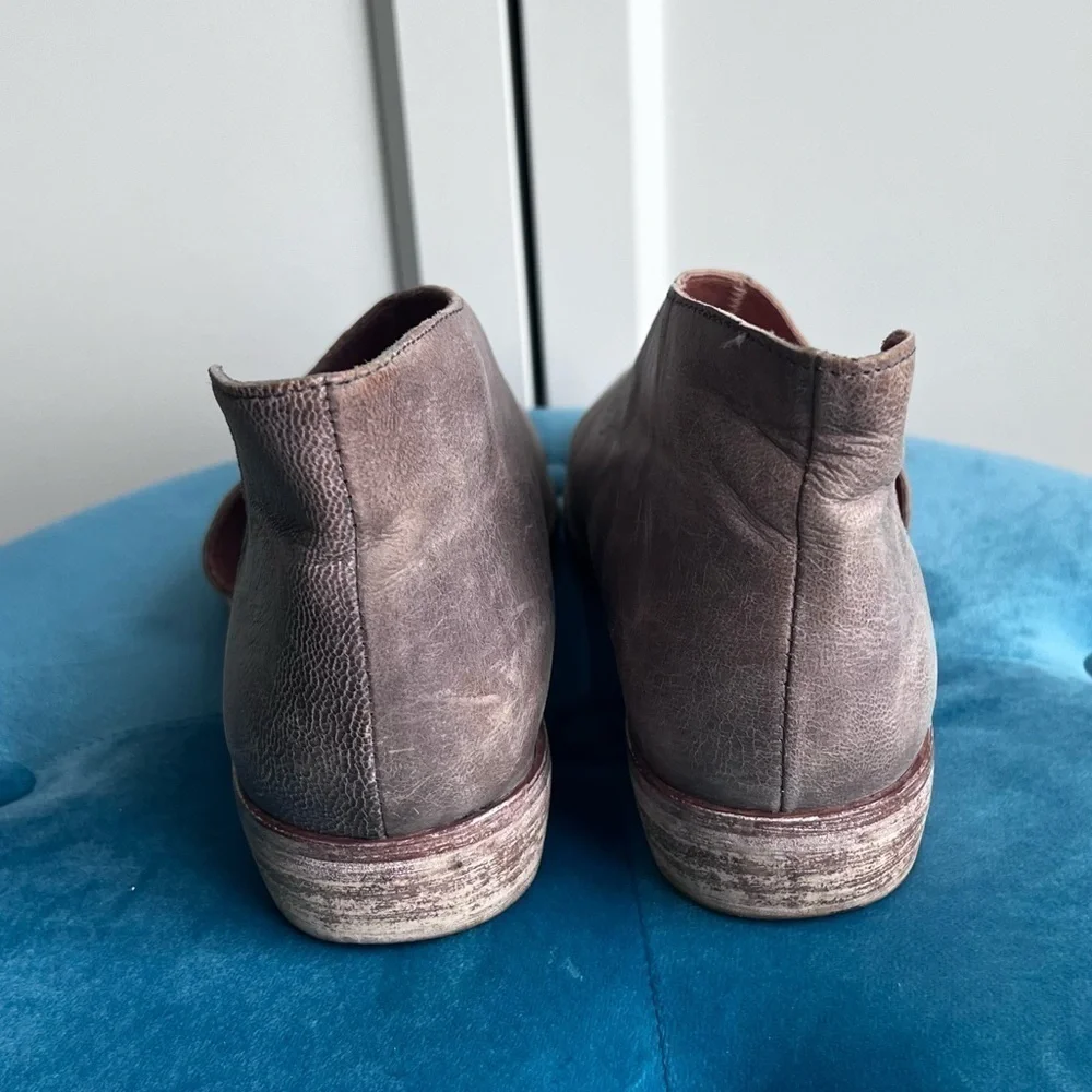 Free People Royale Flat Taupe Brown Leather Slip On Made Spain Sz 37 US 7
